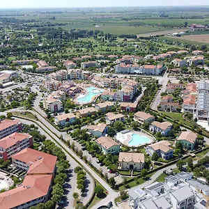 Altanea Con Piscina Apartmán Caorle