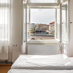 Drunken Monkey Hostel Praha